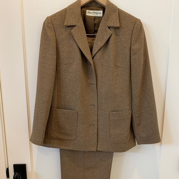 Chocolate brown tweed pant suit - Picture 1 of 8